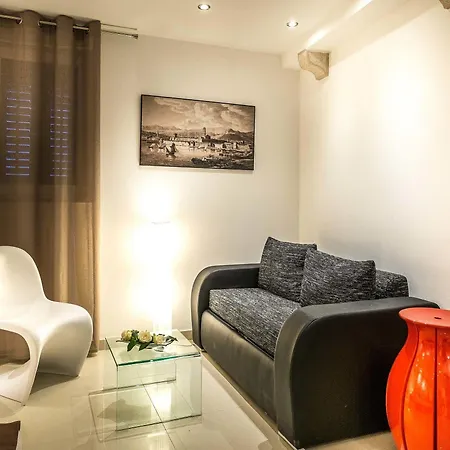 Oasis Apartment