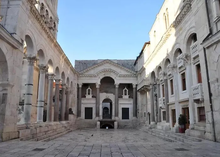 Lejlighed Oasis Split