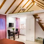 Oasis Apartman *